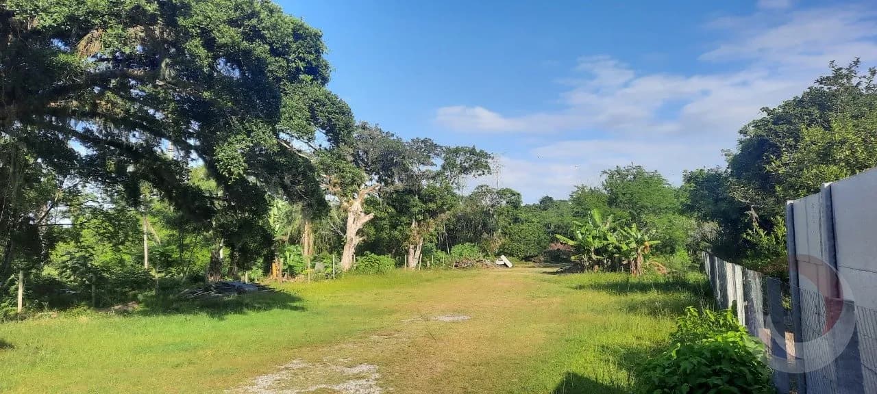 Terreno para venda em Campeche com 8500 m²