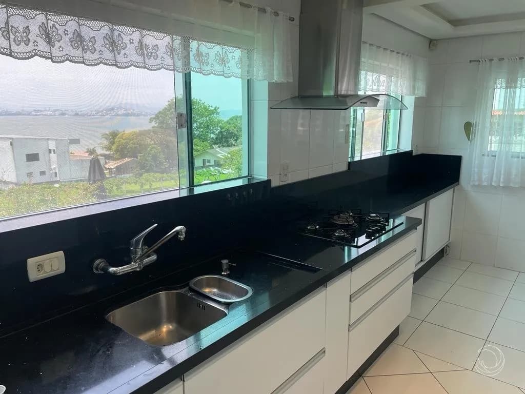 Casa para venda com 6 dormitórios em Ponta De Baixo com 450 m² — foto 5