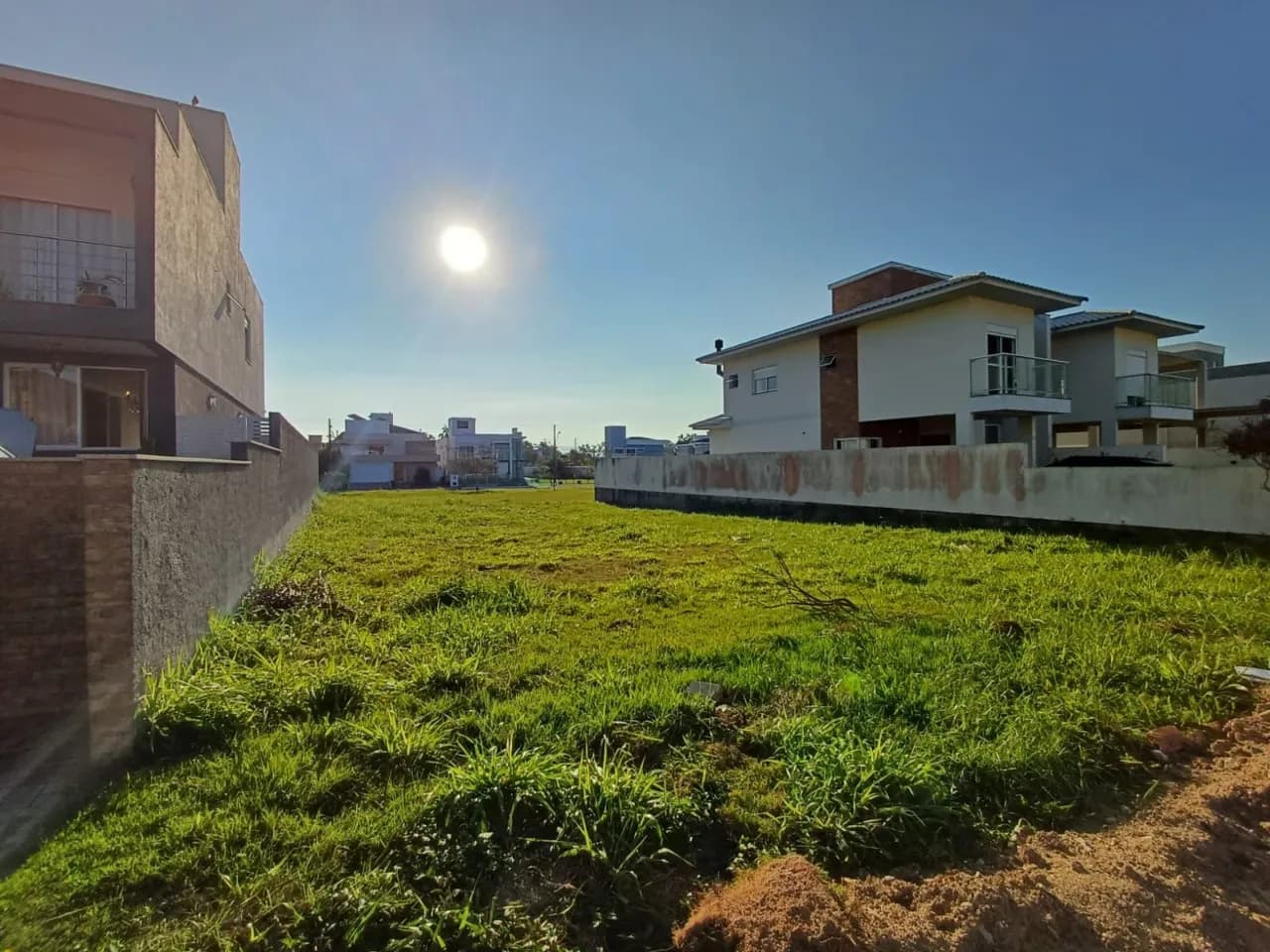 Terreno para venda em Cachoeira Do Bom Jesus com 450 m² — foto principal