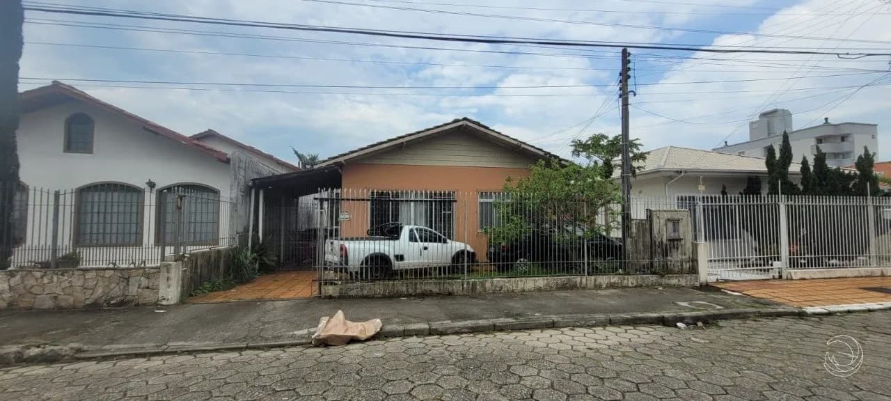 Terreno para venda em Jardim Atlântico com 393 m²