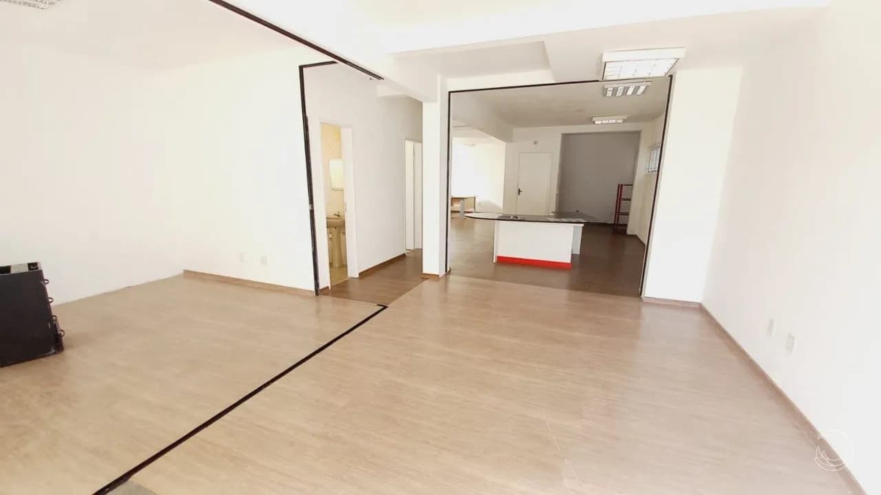 Sala comercial para venda em Estreito com 92 m² — foto principal