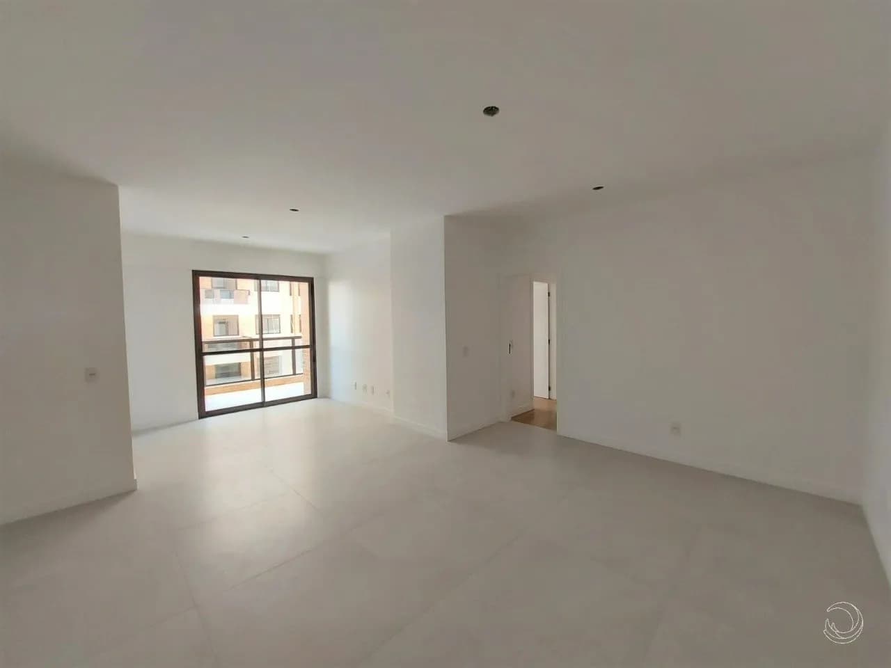 Apartamento para venda com 3 dormitórios em Itacorubi com 108 m² — foto principal