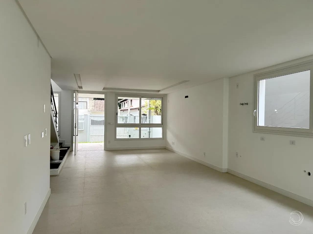 Casa para venda com 3 dormitórios em Côrrego Grande com 189 m²