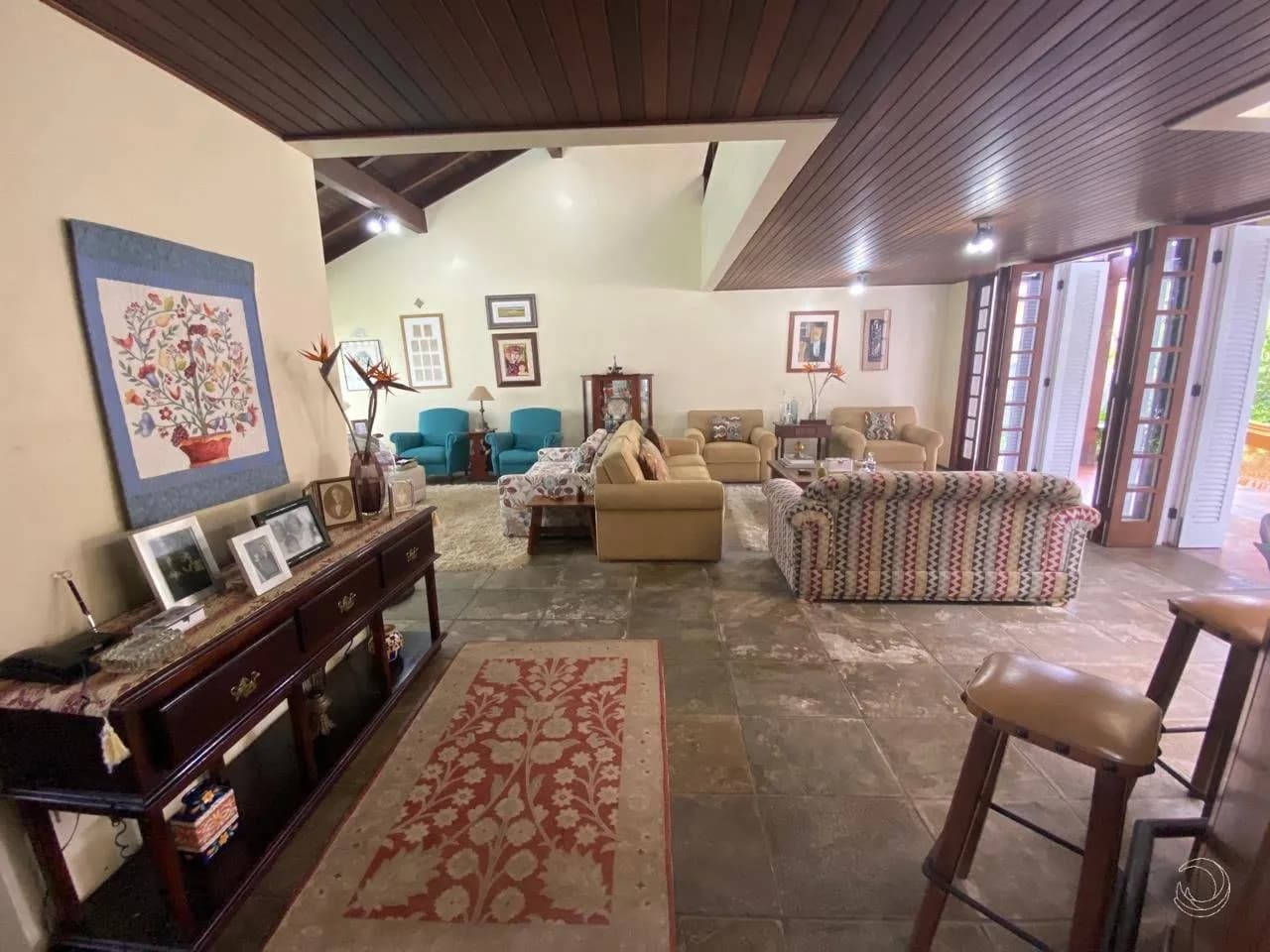 Casa para venda com 4 dormitórios em Côrrego Grande com 319 m² — foto 3