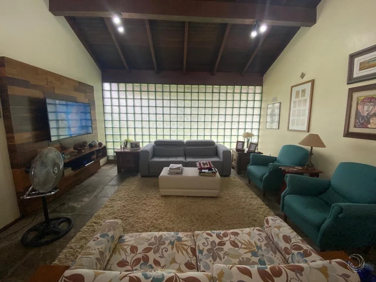 Casa para venda com 4 dormitórios em Côrrego Grande com 319 m² — foto 4
