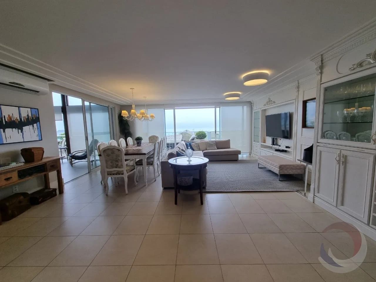 Cobertura para venda com 5 dormitórios em Santinho com 317 m² — foto principal