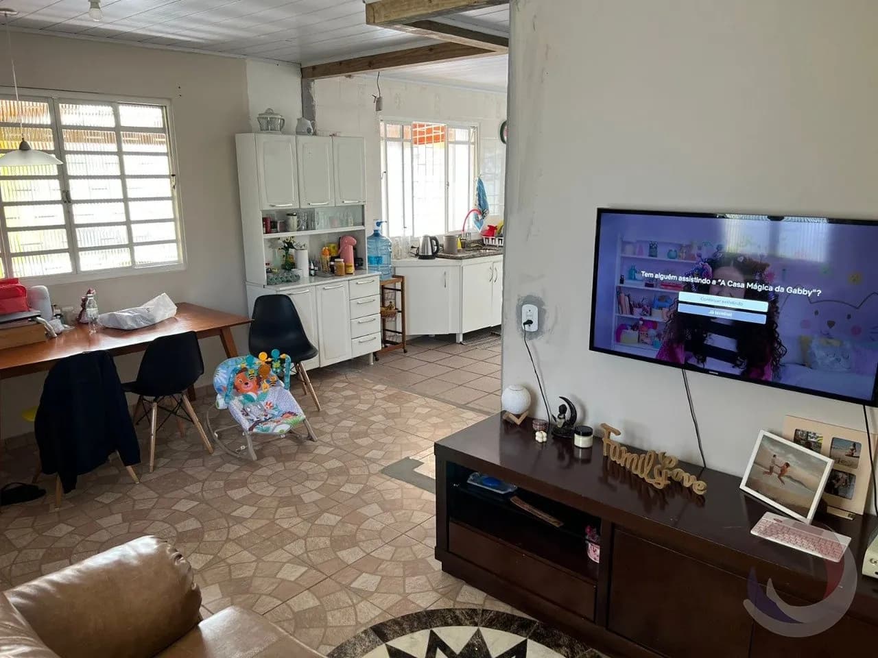 Casa para venda com 3 dormitórios em Coqueiros com 169 m² — foto principal
