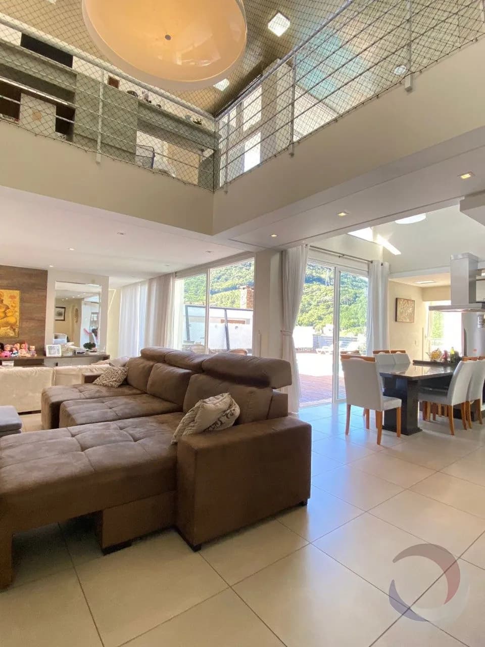 Casa para venda com 4 dormitórios em Itacorubi com 343 m² — foto 4