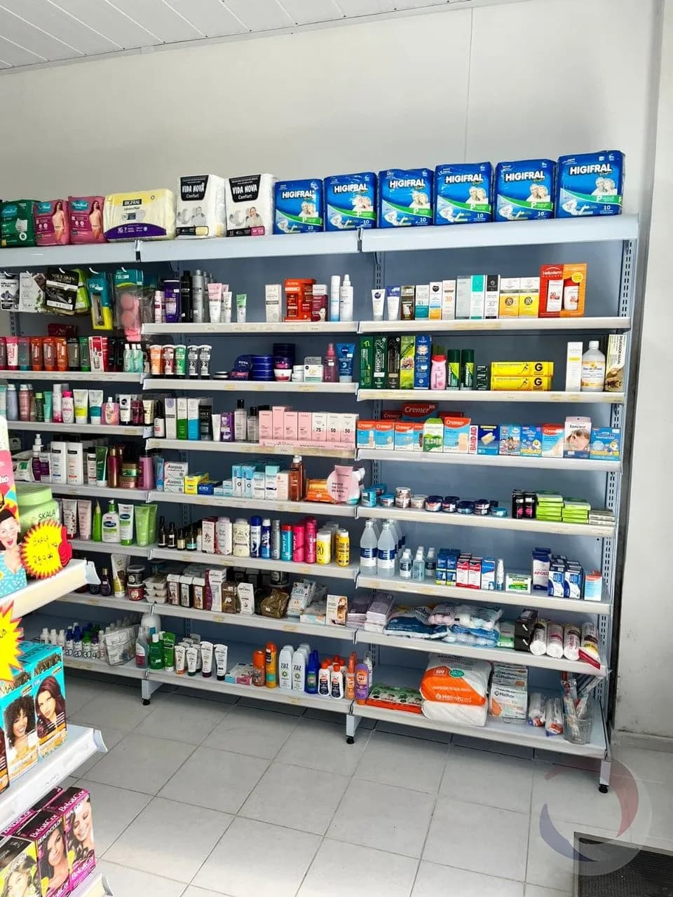 Sala comercial para venda em Carvoeira com 47 m²