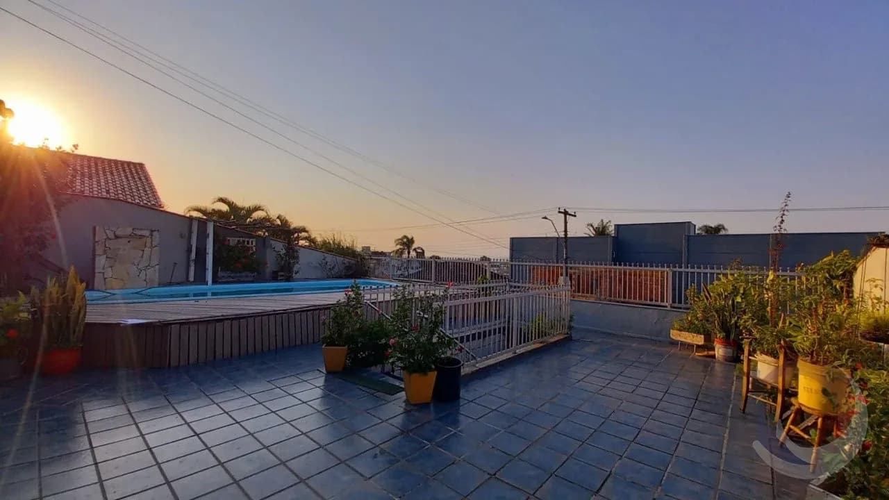 Casa para venda com 5 dormitórios em Jardim Atlântico com 244 m² — foto 2