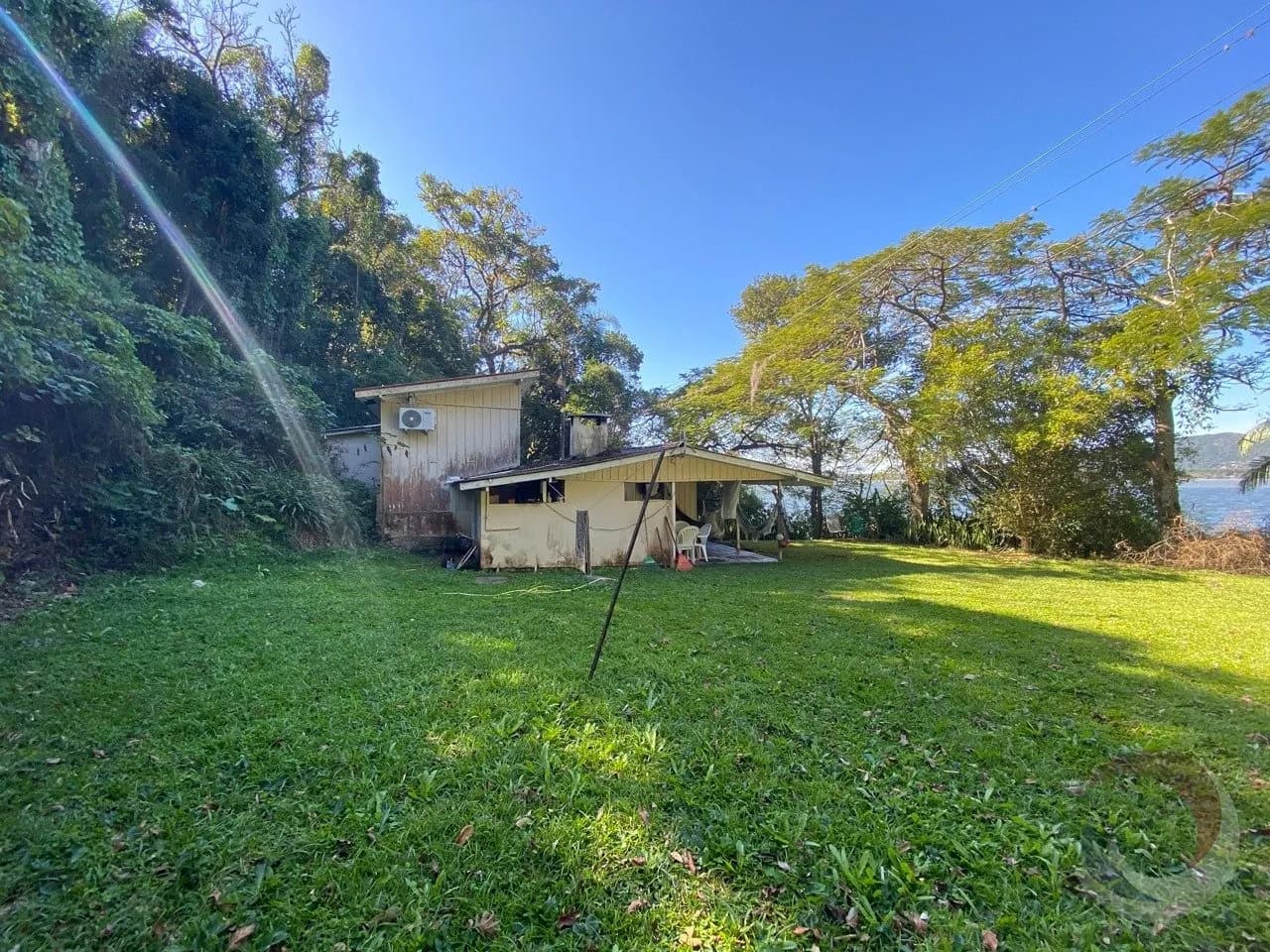 Terreno para venda em Lagoa Da Conceição com 27517 m² — foto principal