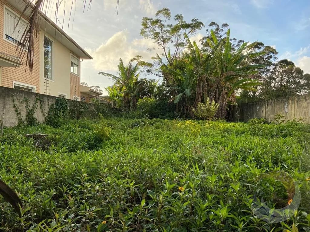 Terreno para venda em Santa Mônica com 360 m²