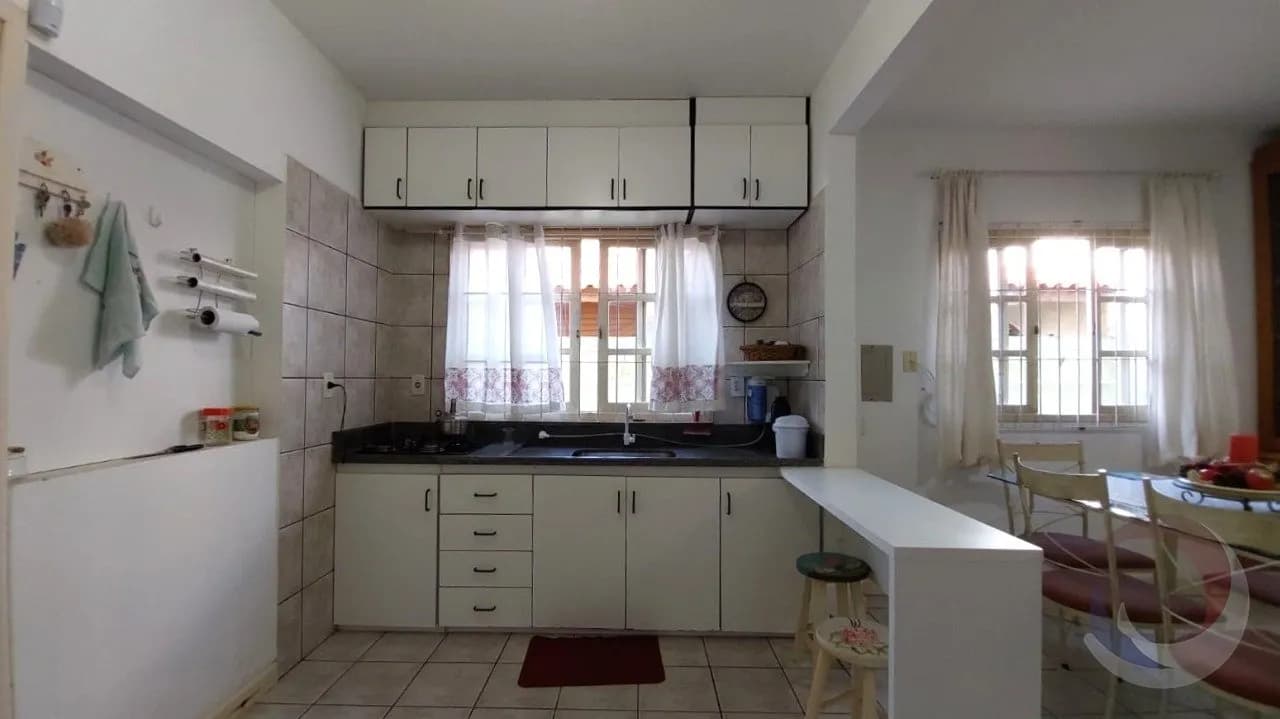Casa para venda com 4 dormitórios em Campeche com 150 m² — foto 5