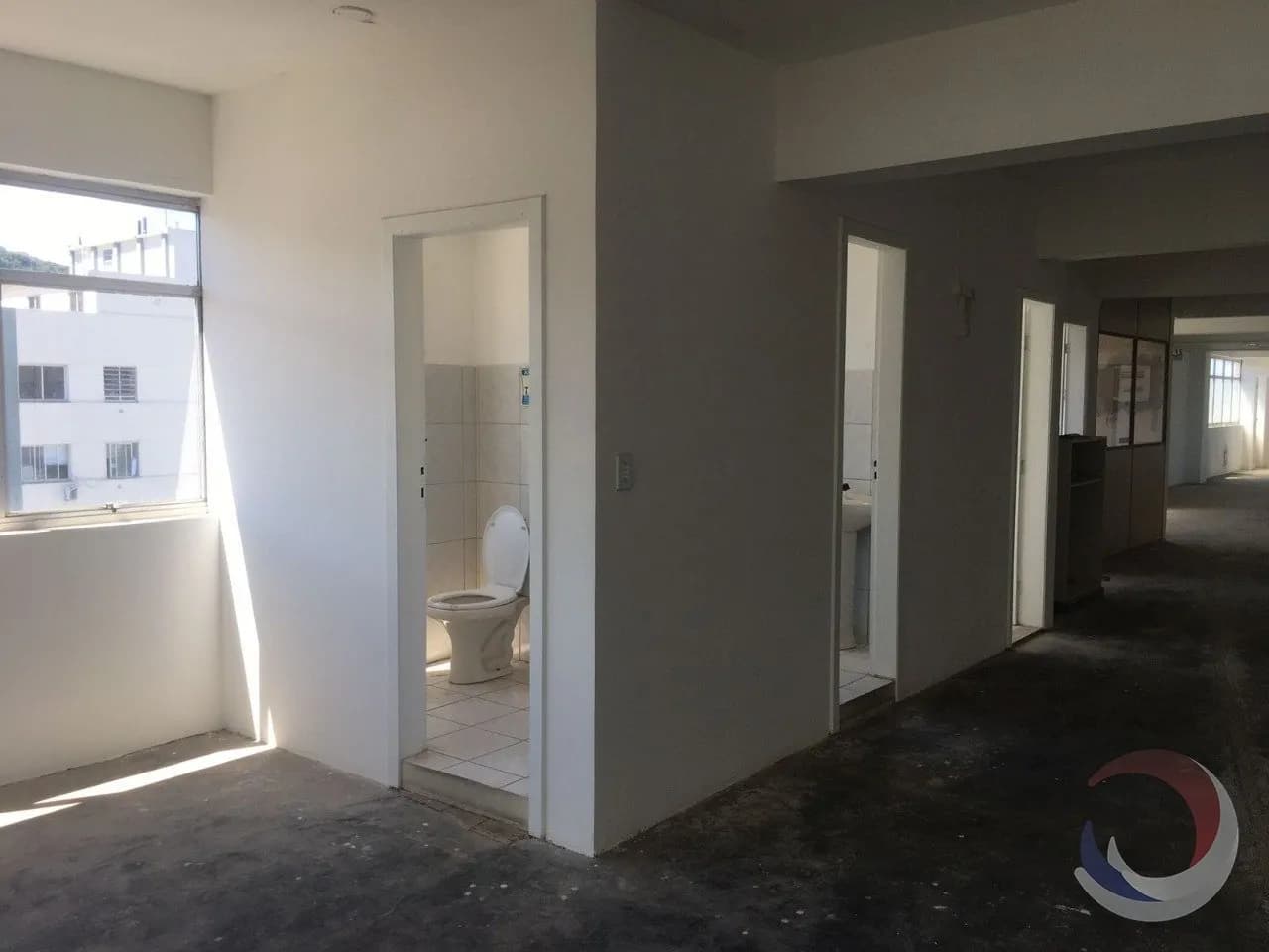 Sala comercial para venda em Centro com 348 m² — foto 2