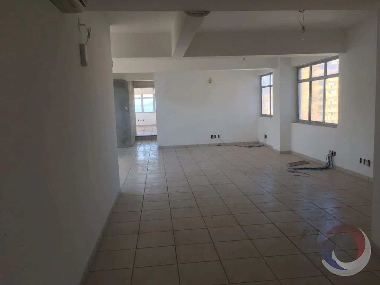 Sala comercial para venda em Centro com 348 m² — foto 3