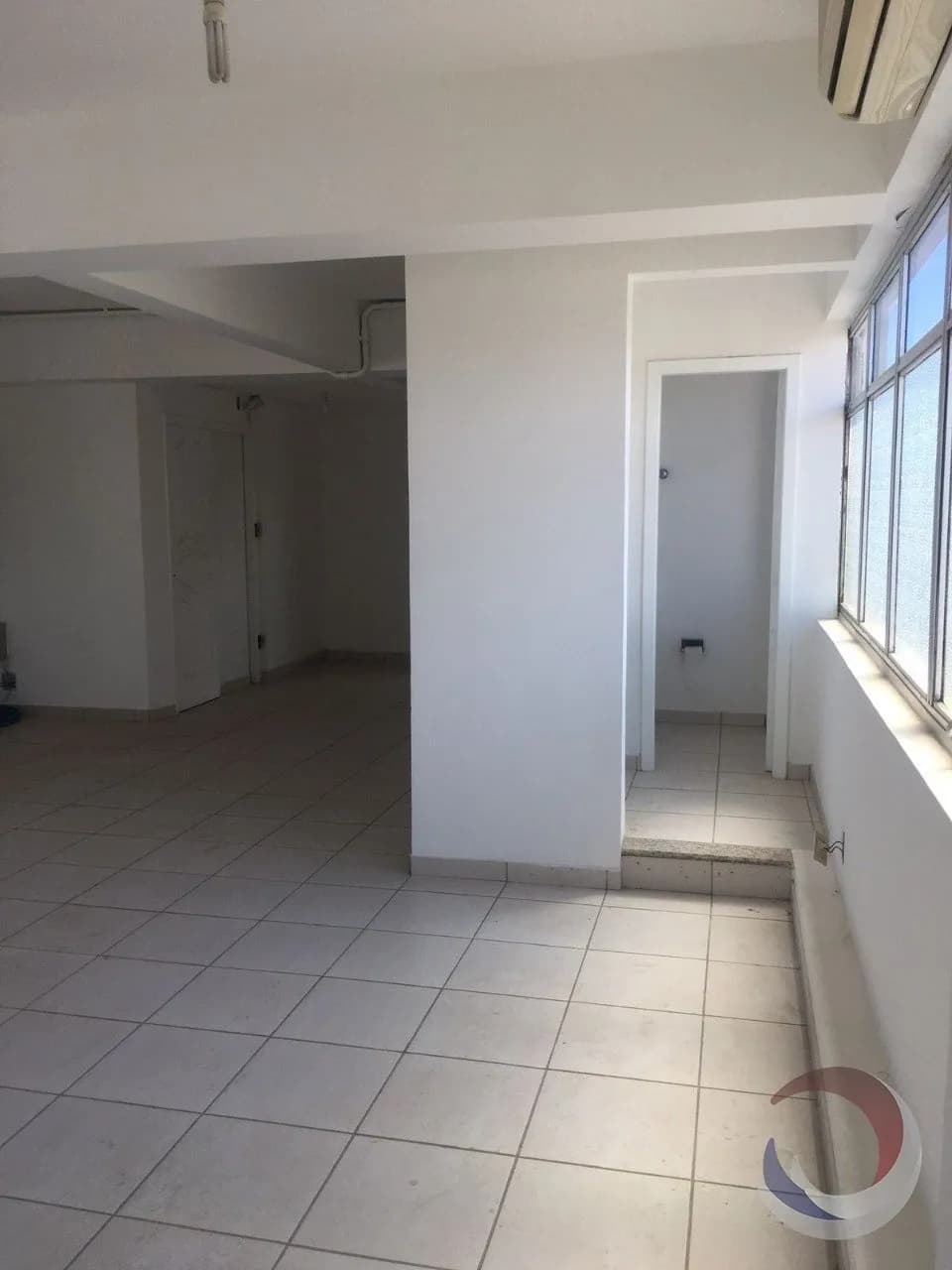 Sala comercial para venda em Centro com 348 m² — foto 5
