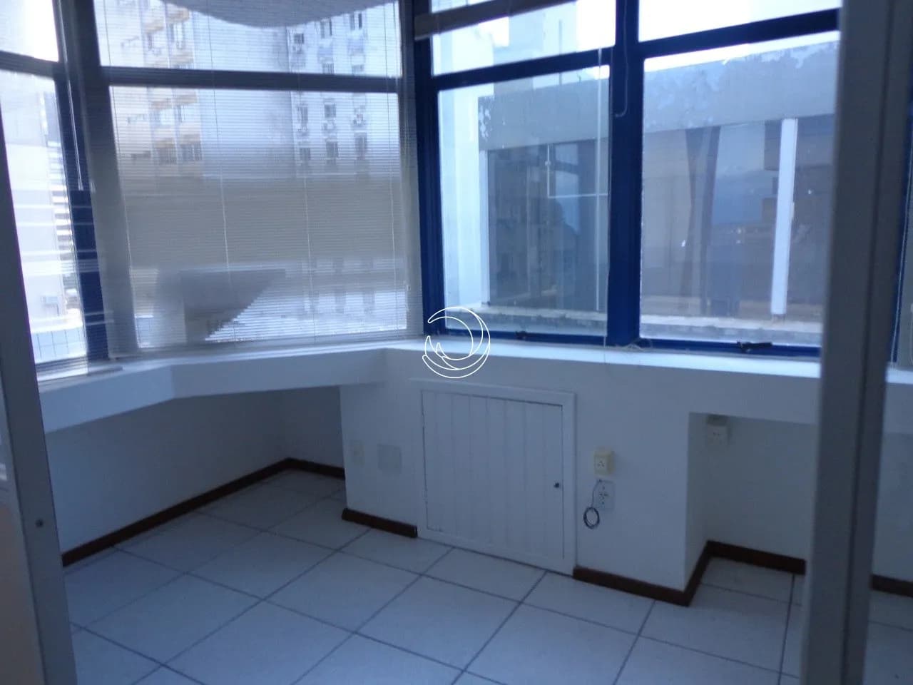 Sala comercial para venda em Centro com 49 m² — foto 3