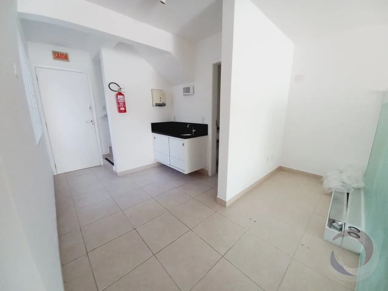 Sala comercial para venda em Centro com 101 m² — foto 3