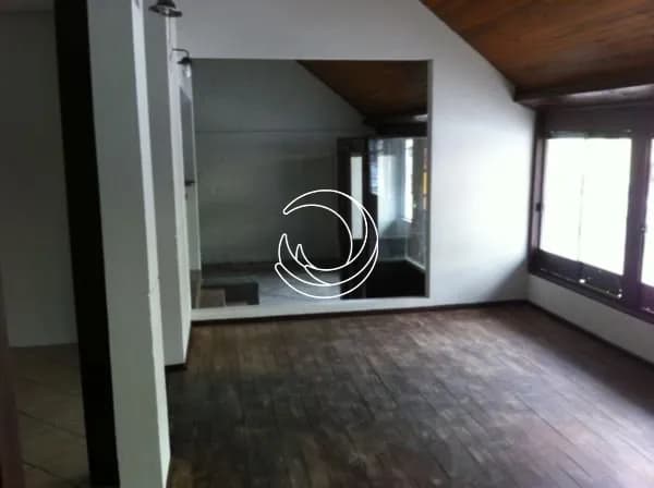 Casa comercial para venda em Centro com 160 m² — foto 2