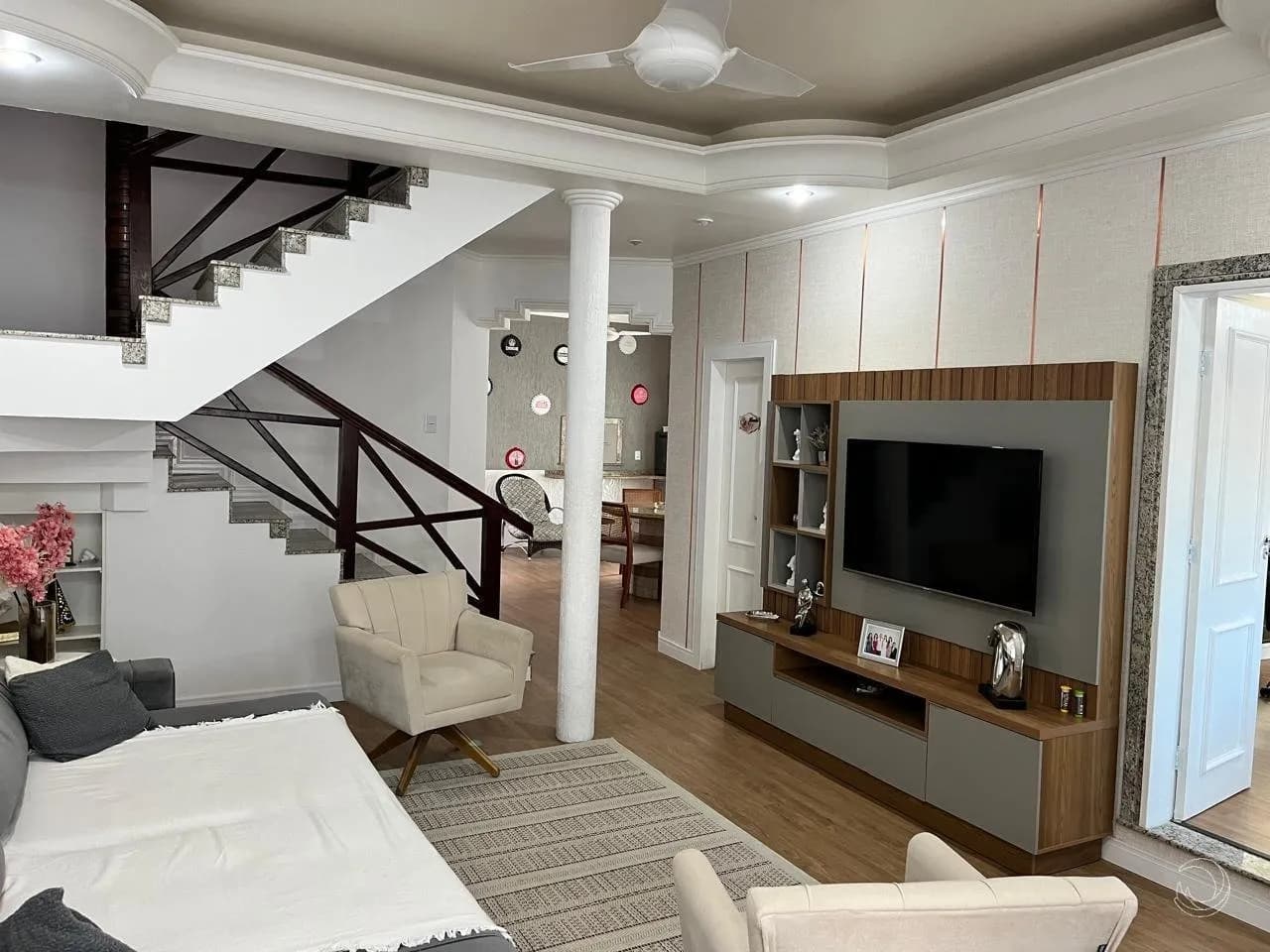 Casa para venda com 4 dormitórios em Canto com 265 m² — foto principal
