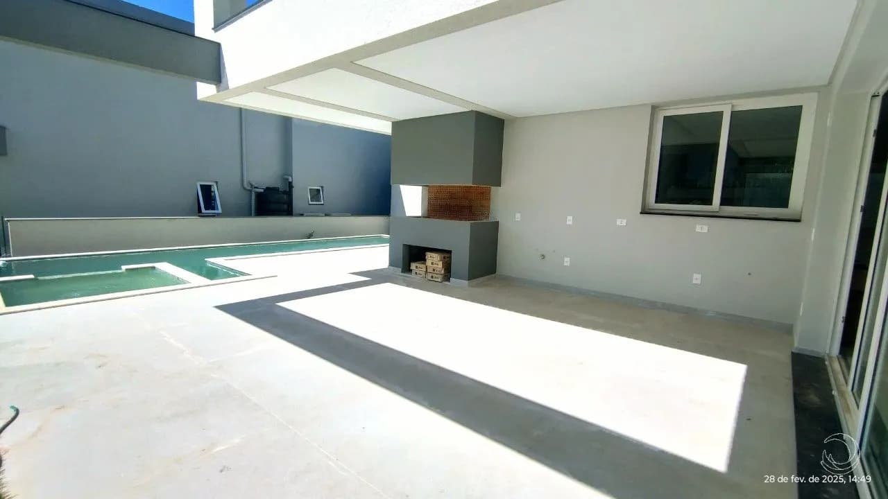 Casa para venda com 4 dormitórios em Ingleses Do Rio Vermelho com 450 m² — foto 4