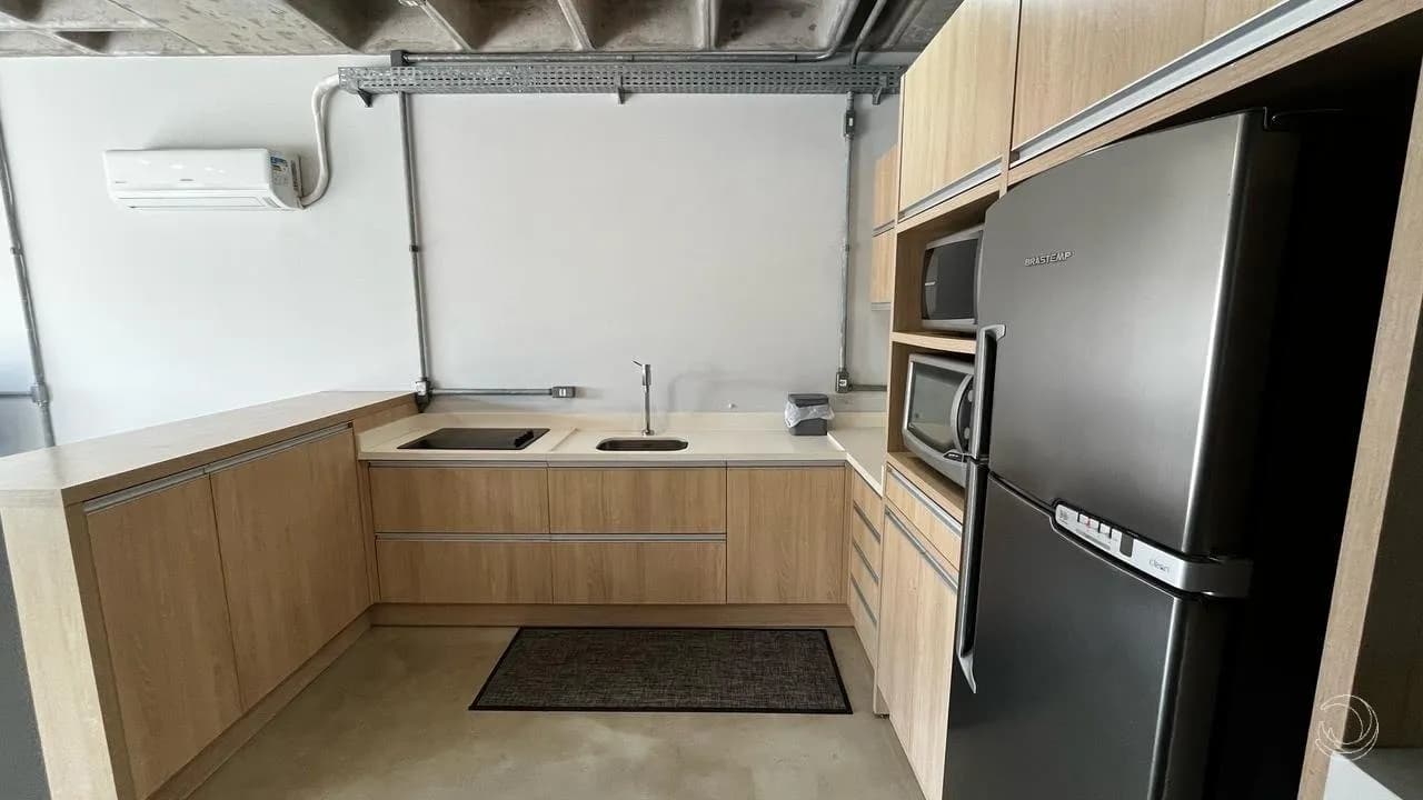 Apartamento para venda com 1 dormitório, em Jurerê com 46 m²