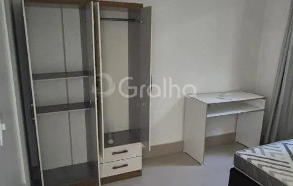 Casa para venda com 5 dormitórios em Trindade com 160 m² — foto 2