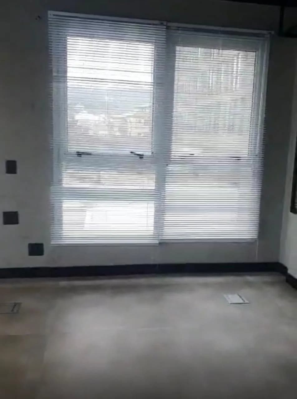 Sala comercial para venda em Trindade com 82 m² — foto 5