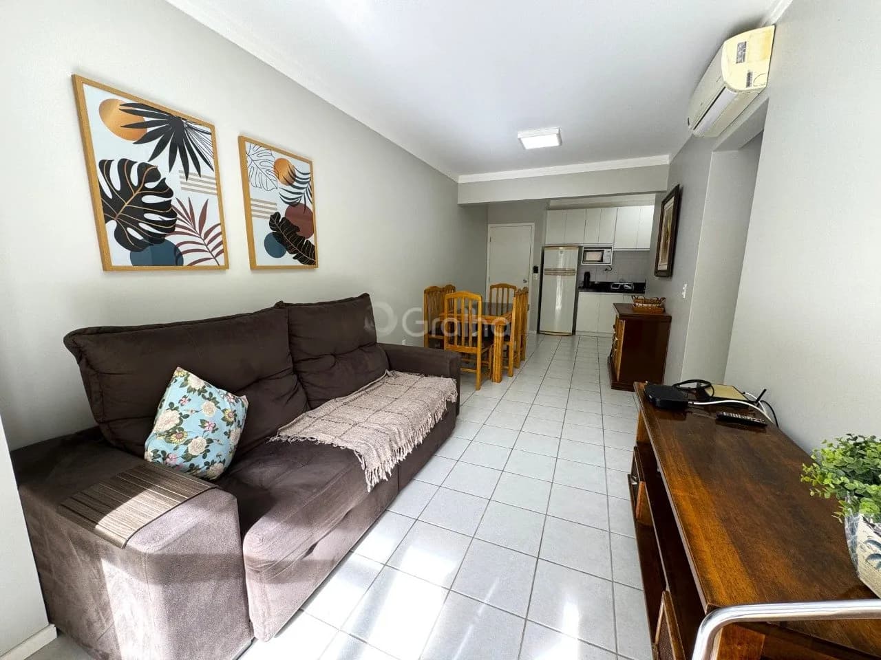 Apartamento para venda com 2 dormitórios em Praia Brava com 65 m²