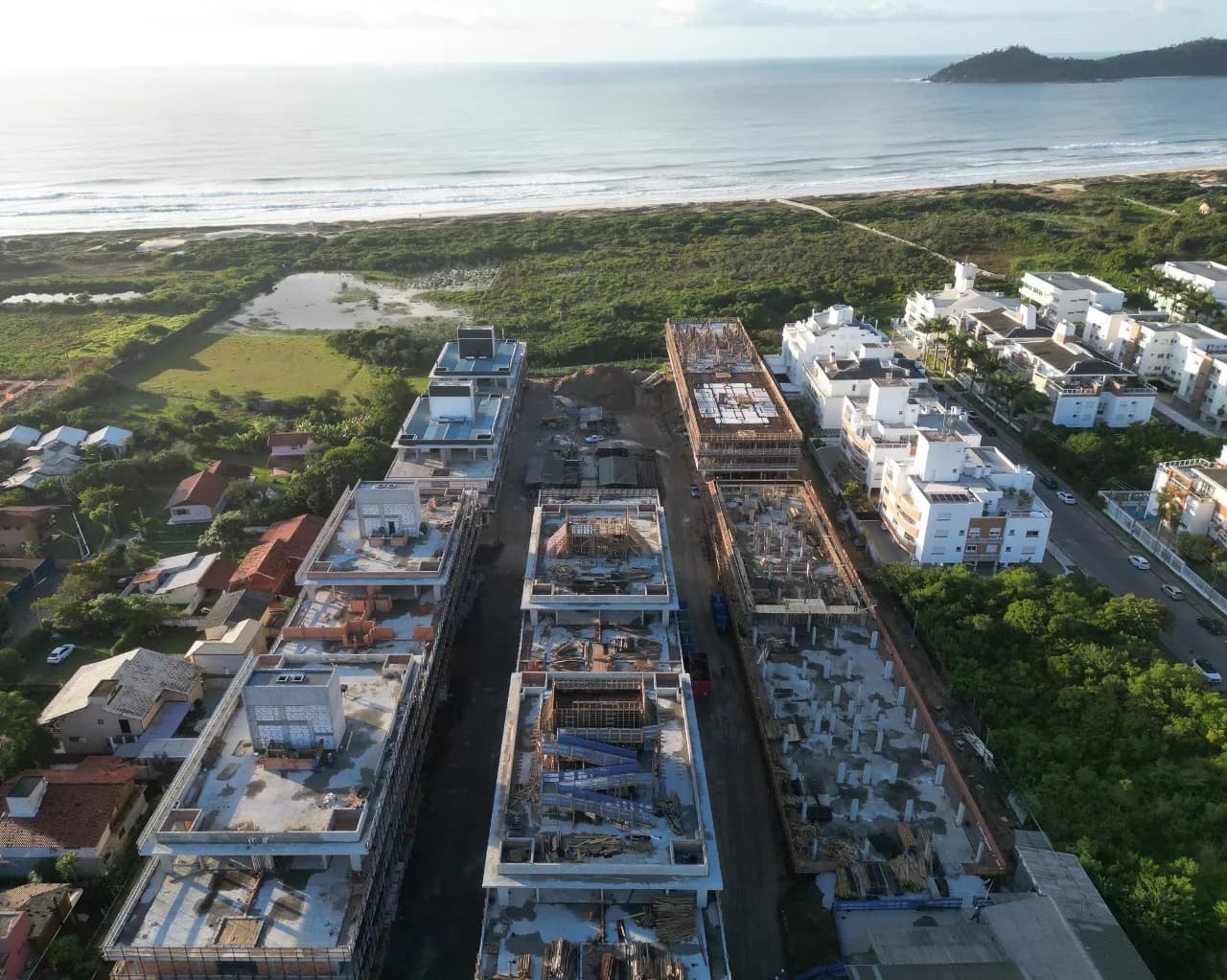 Cobertura para venda com 3 dormitórios em Campeche com 186 m² — foto 3