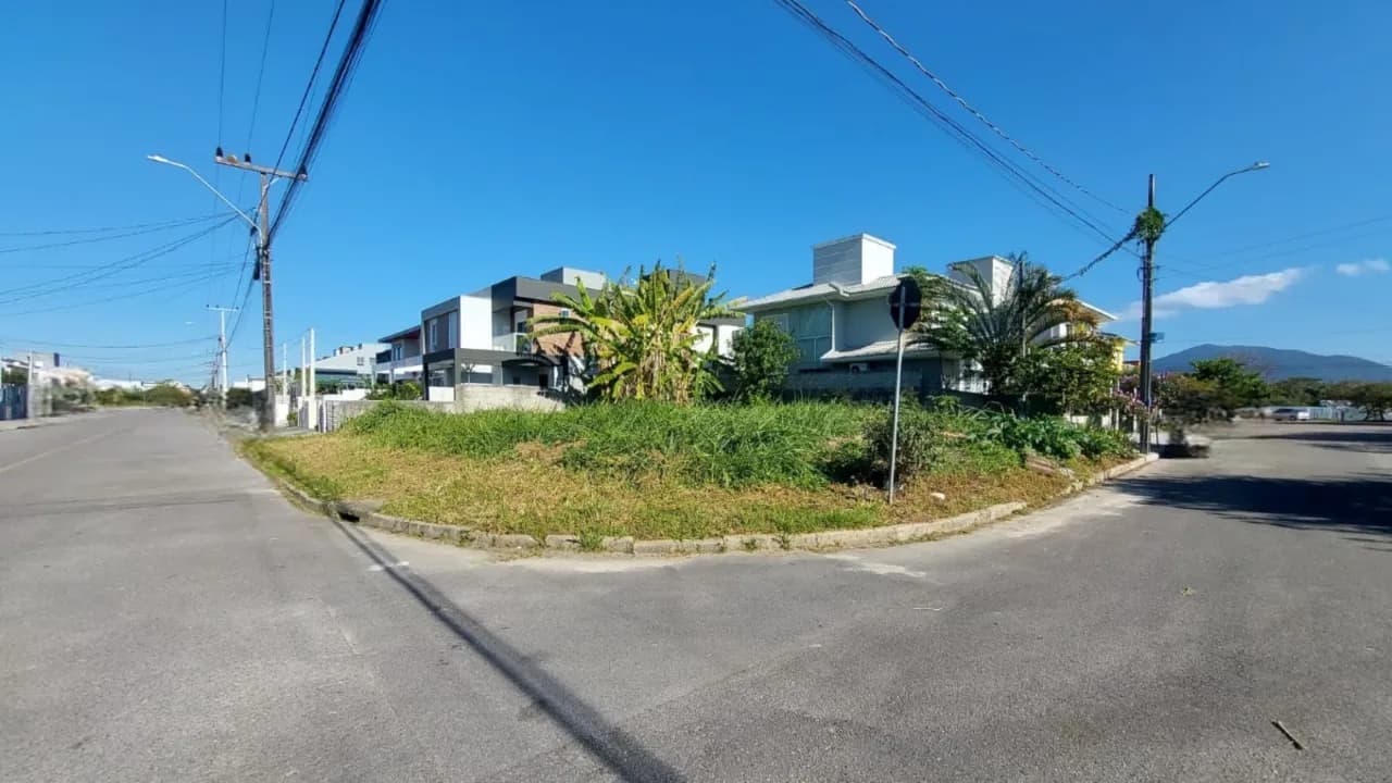 Terreno para venda em Campeche com 300 m² — foto 2