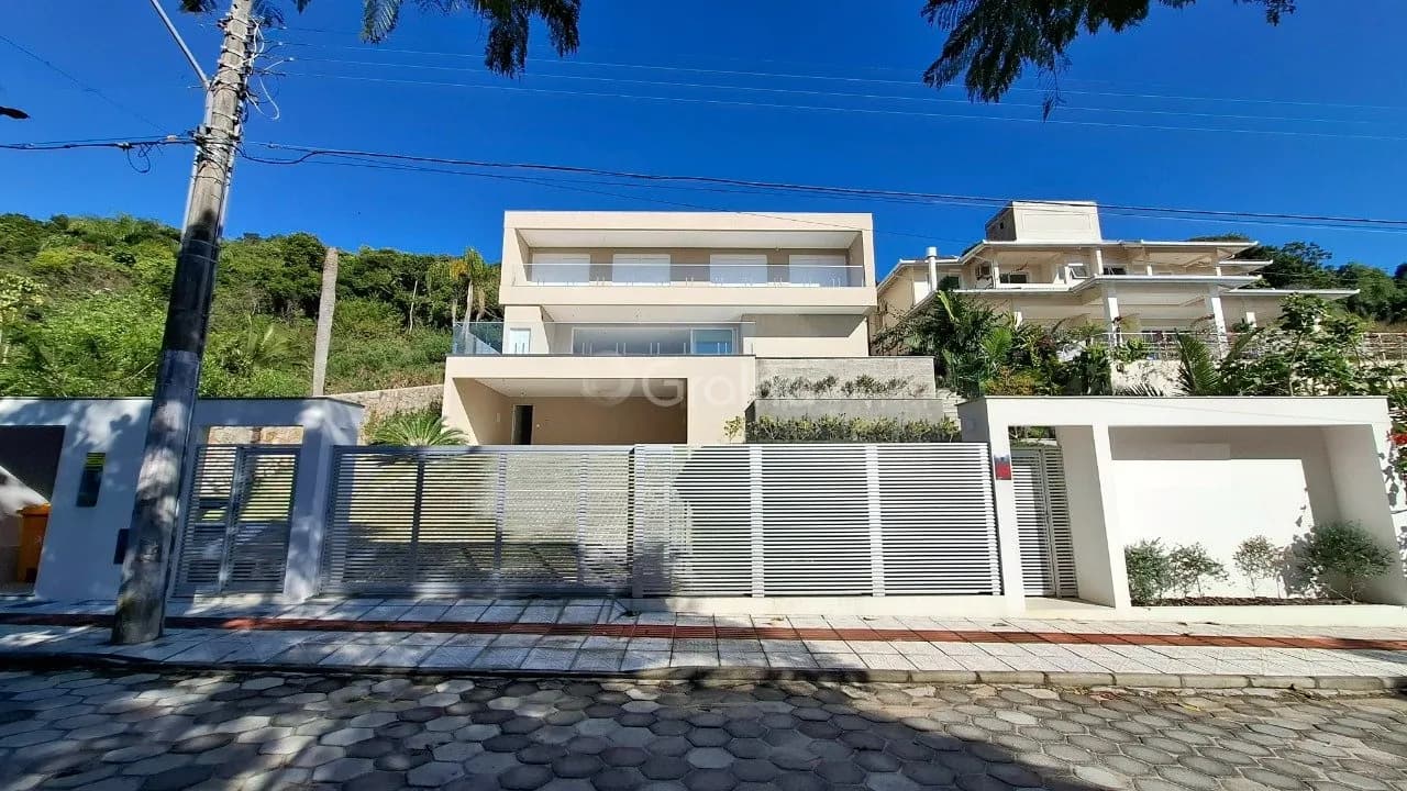 Casa para venda com 4 dormitórios em Praia Brava com 596 m²