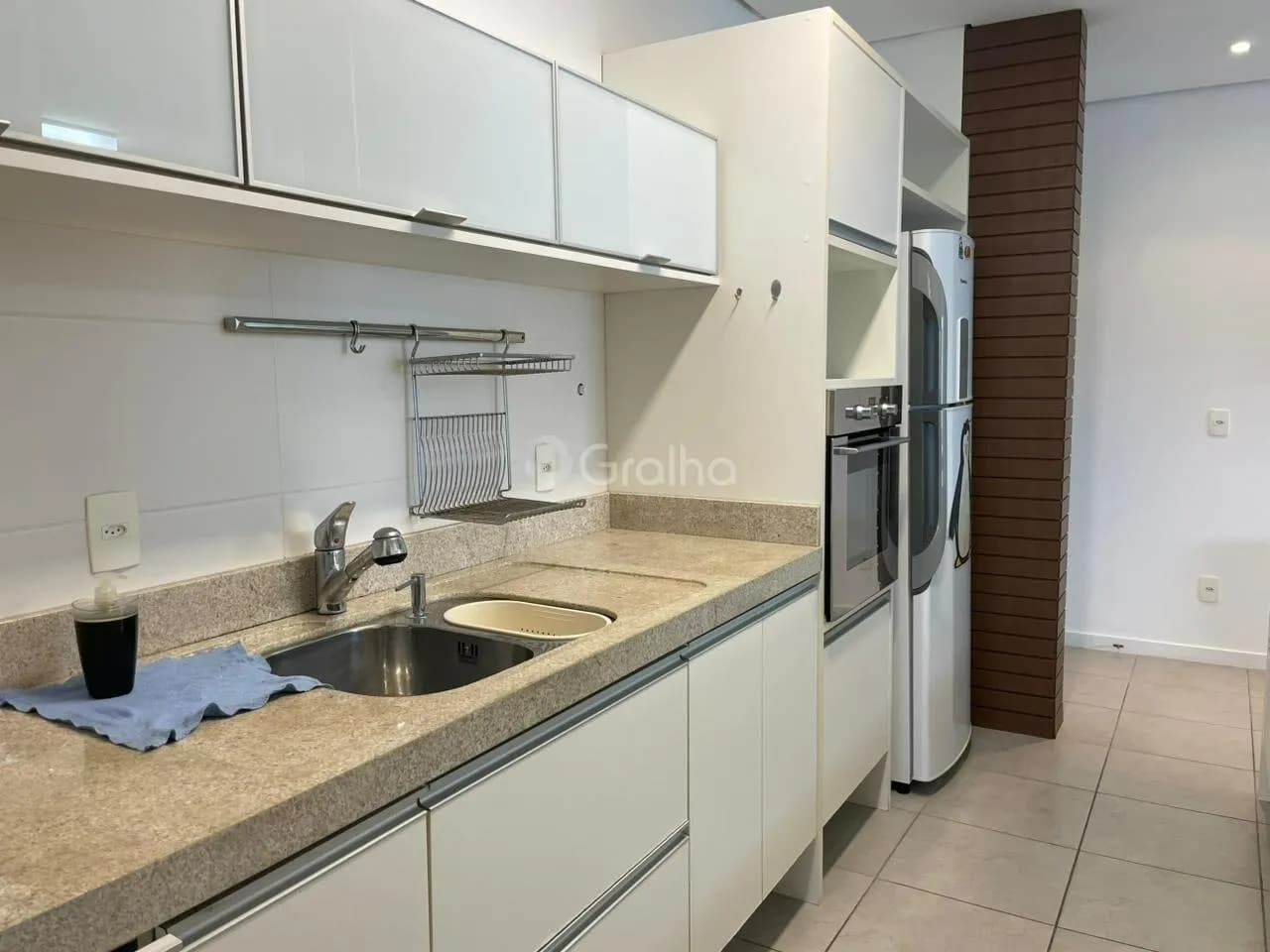 Apartamento para venda com 3 dormitórios em Praia Brava com 97 m² — foto 4