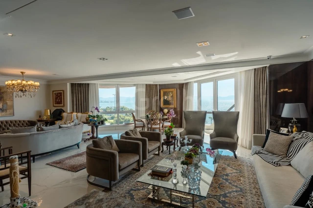 Apartamento para venda com 4 dormitórios em Beira Mar Norte com 371 m²