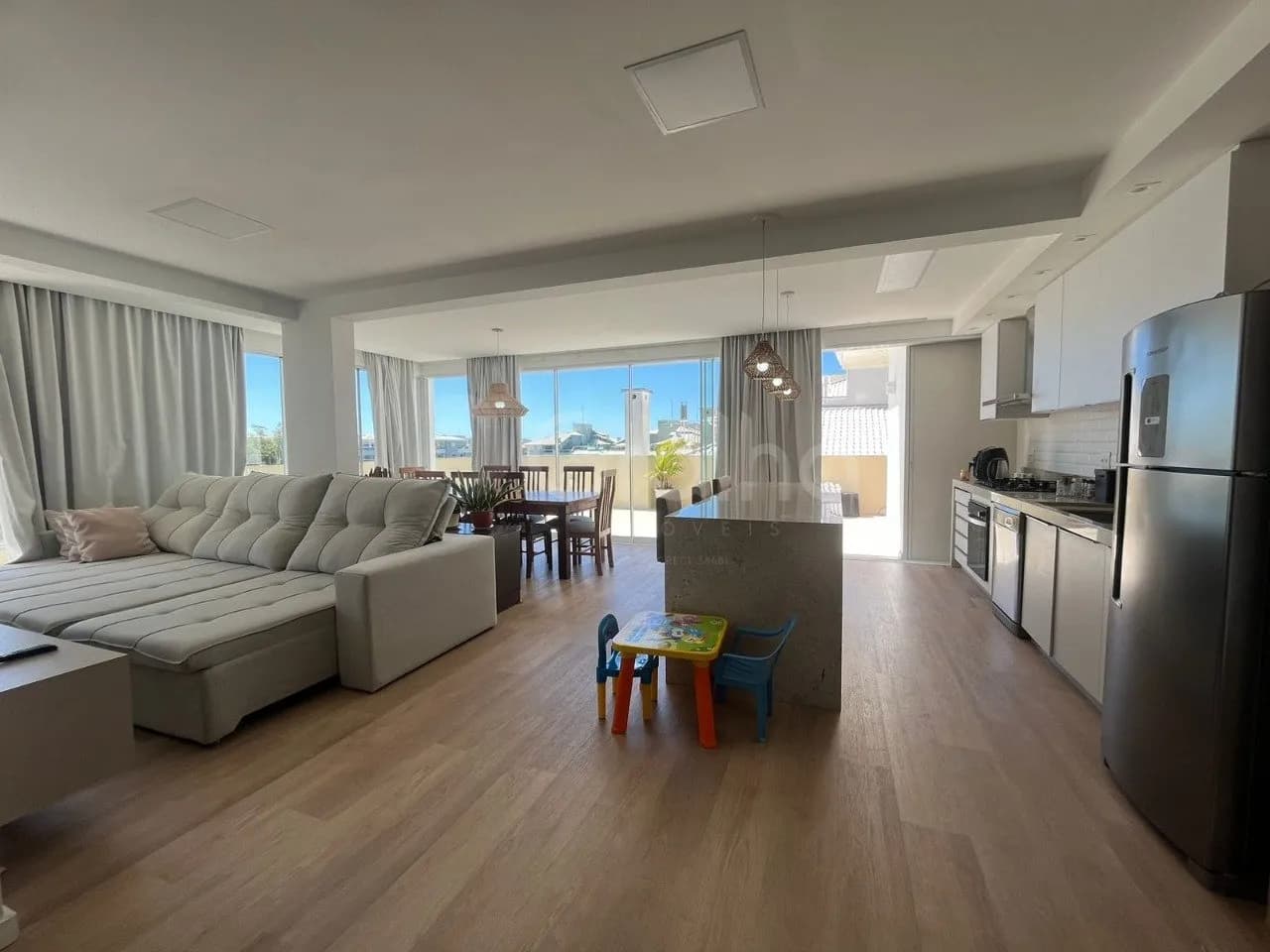 Cobertura para venda com 4 dormitórios em Ingleses Norte com 165 m²