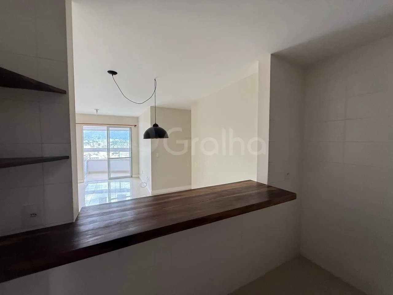 Apartamento para venda com 3 dormitórios em Pantanal com 88 m² — foto 3