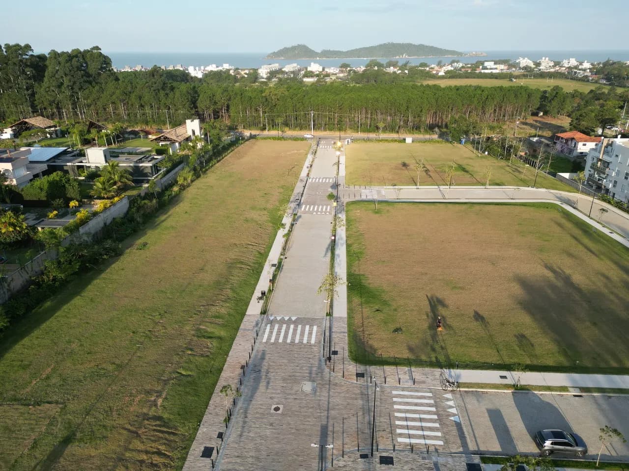 Terreno para venda em Campeche com 377 m² — foto principal