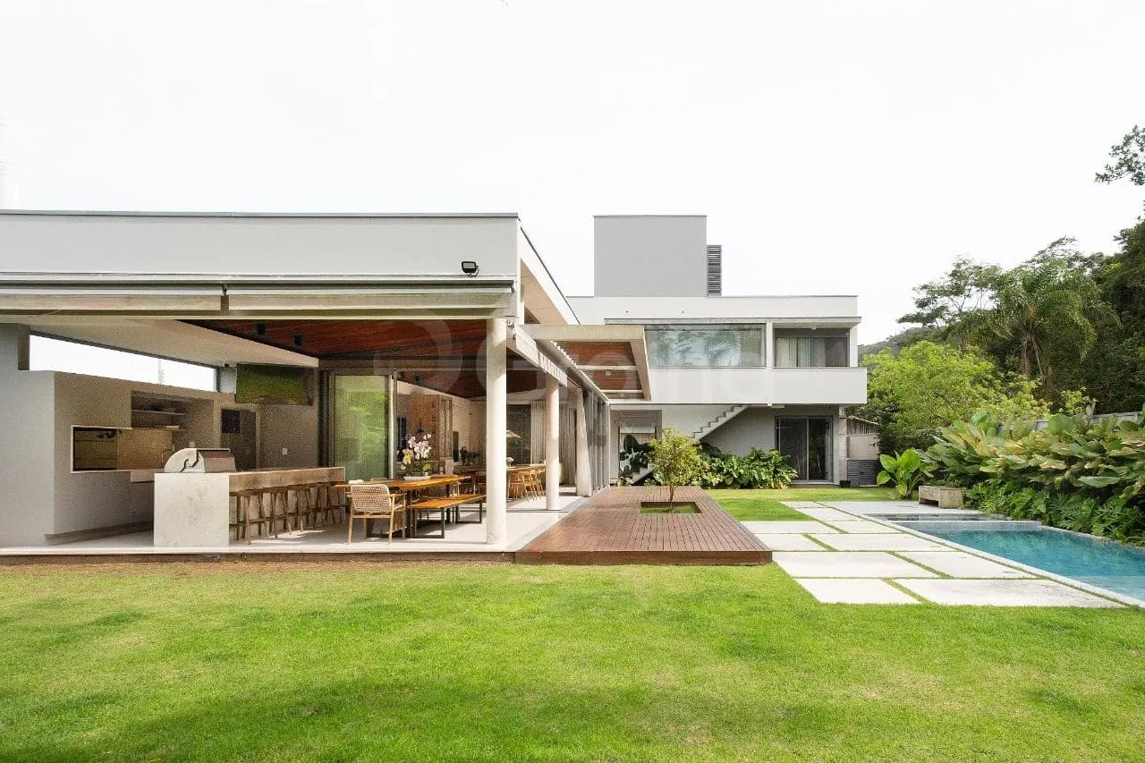Casa para venda com 4 dormitórios em Cachoeira Do Bom Jesus com 314 m² — foto principal