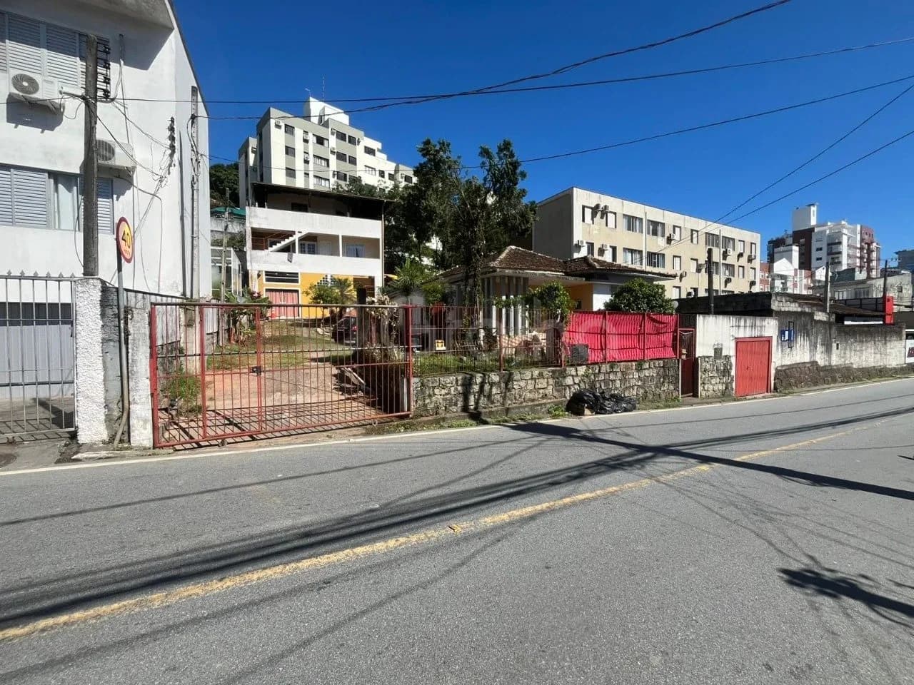 Terreno para venda em Agronômica com 800 m²