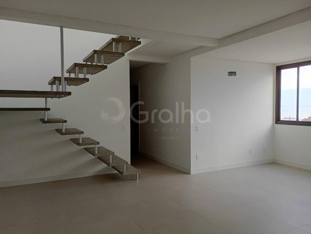 Apartamento para venda com 3 dormitórios em Balneário com 152 m² — foto principal
