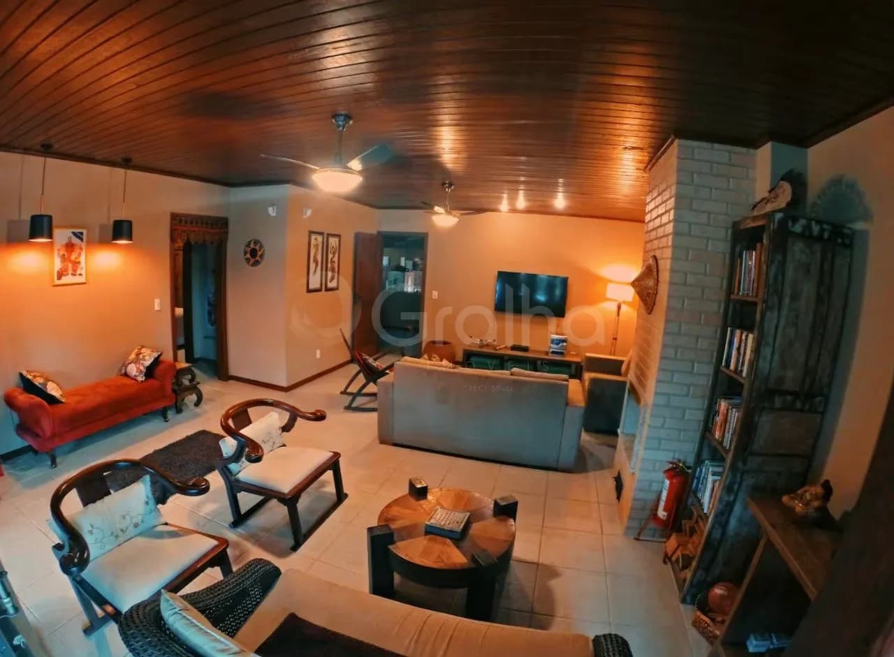 Hotel/pousada para venda em Açores com 138 m² — foto principal