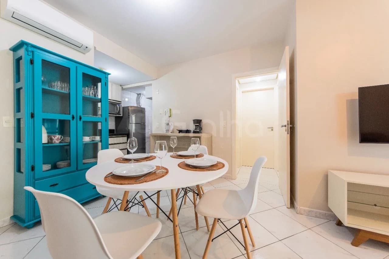 Apartamento para venda com 2 dormitórios em Novo Campeche com 63 m²