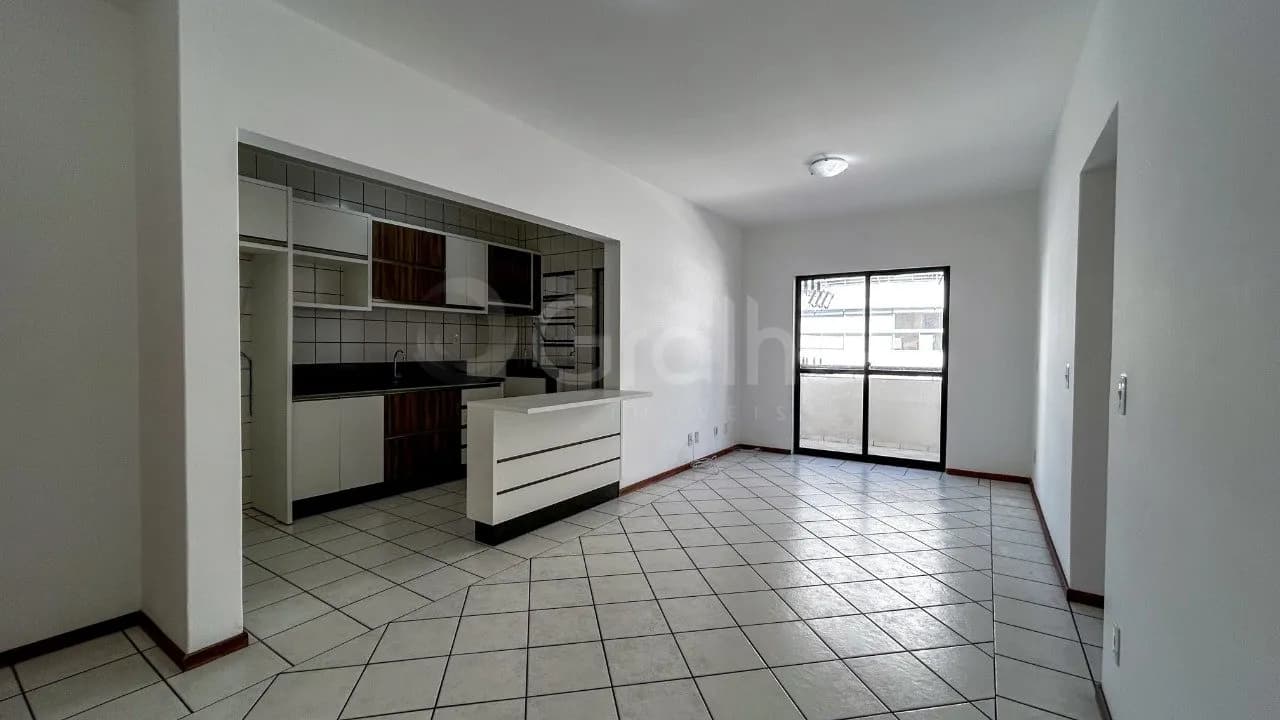Apartamento para venda com 2 dormitórios em Abraão com 71 m² — foto principal