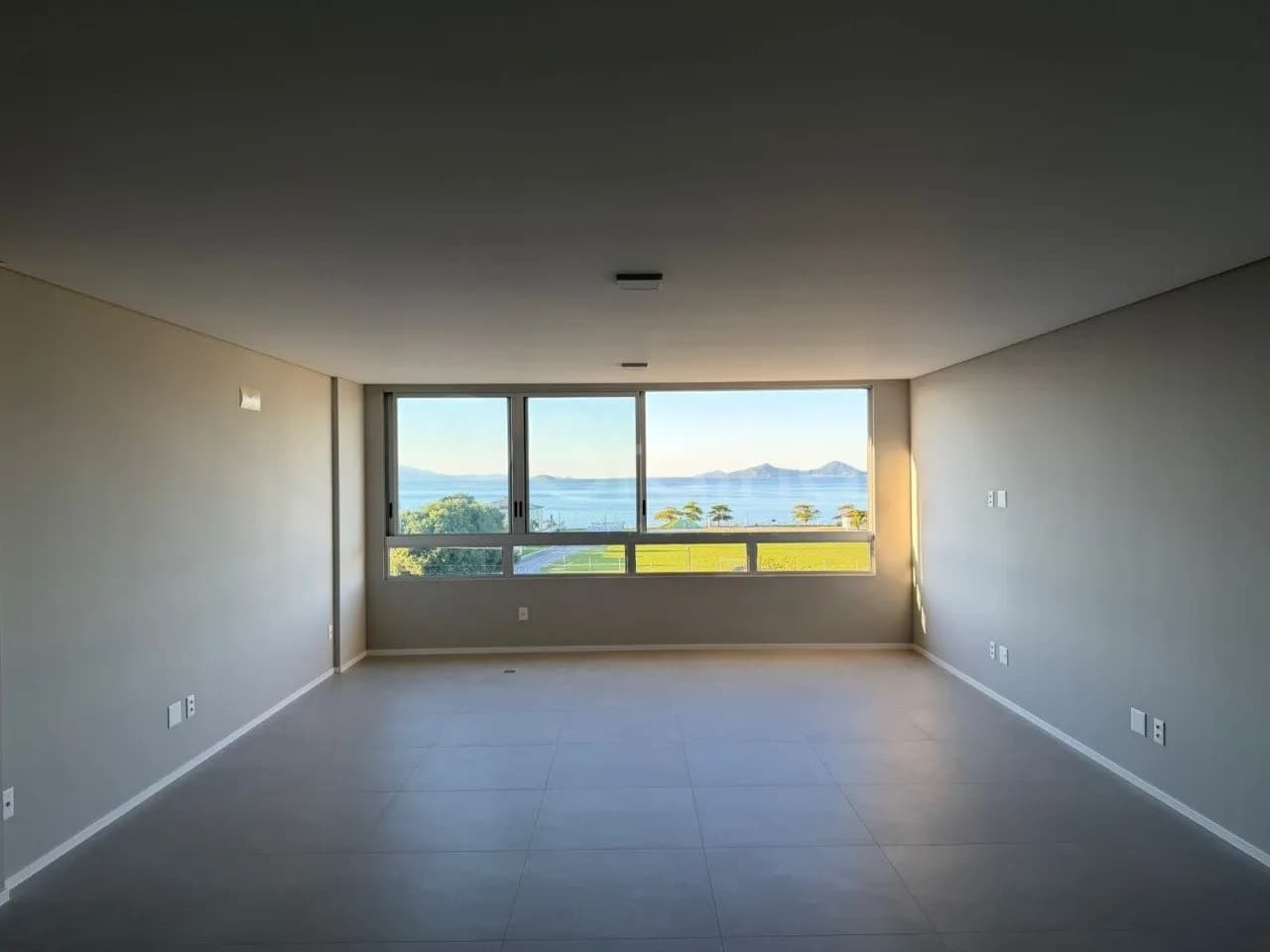 Apartamento para venda com 4 dormitórios em Jardim Atlântico com 166 m² — foto principal