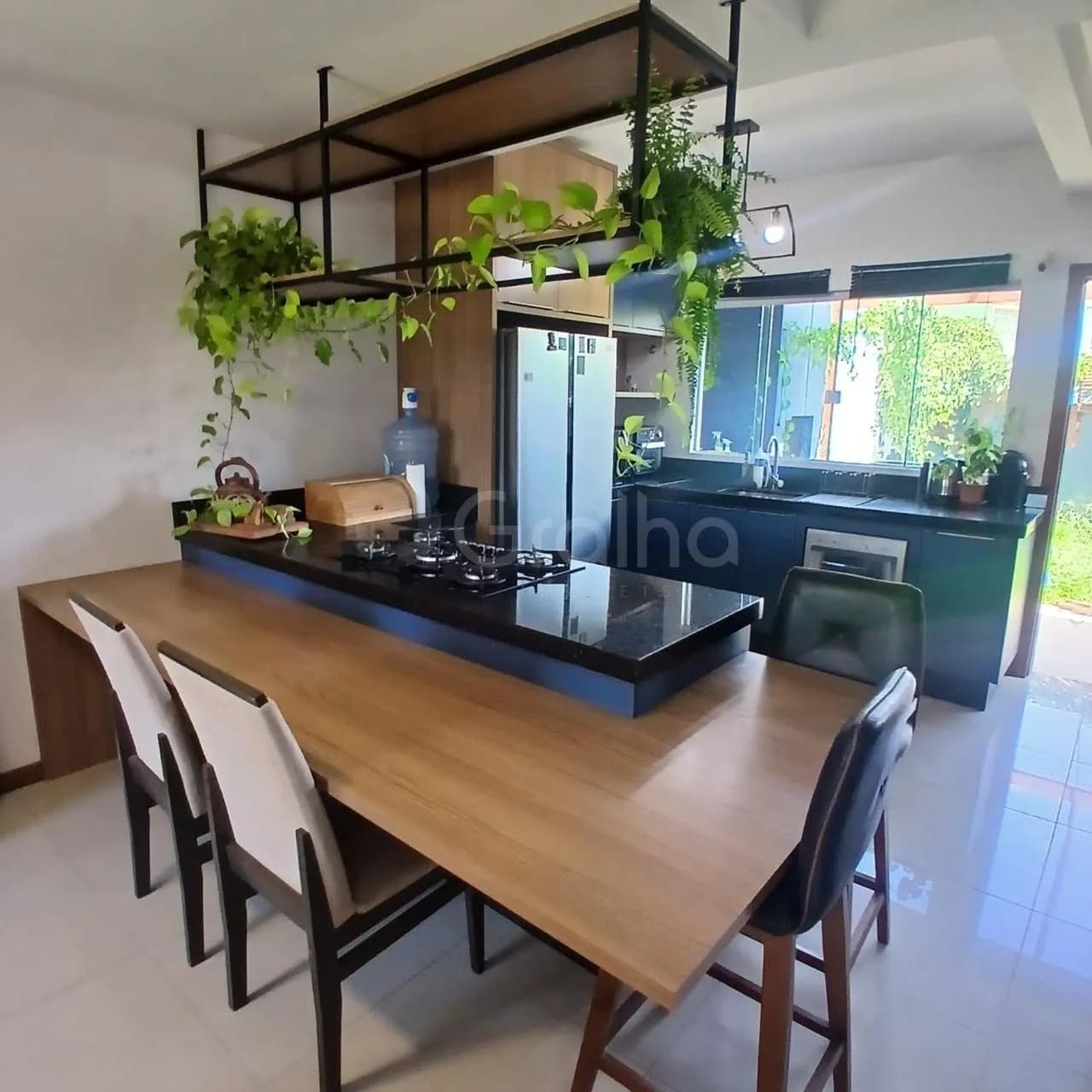 Casa para venda com 3 dormitórios em São João do Rio Vermelho com 161 m²