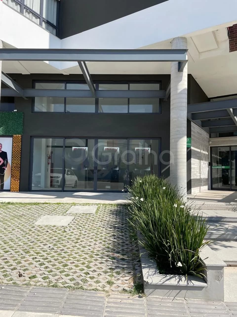 Loja para venda em Joao Paulo com 61 m² — foto principal