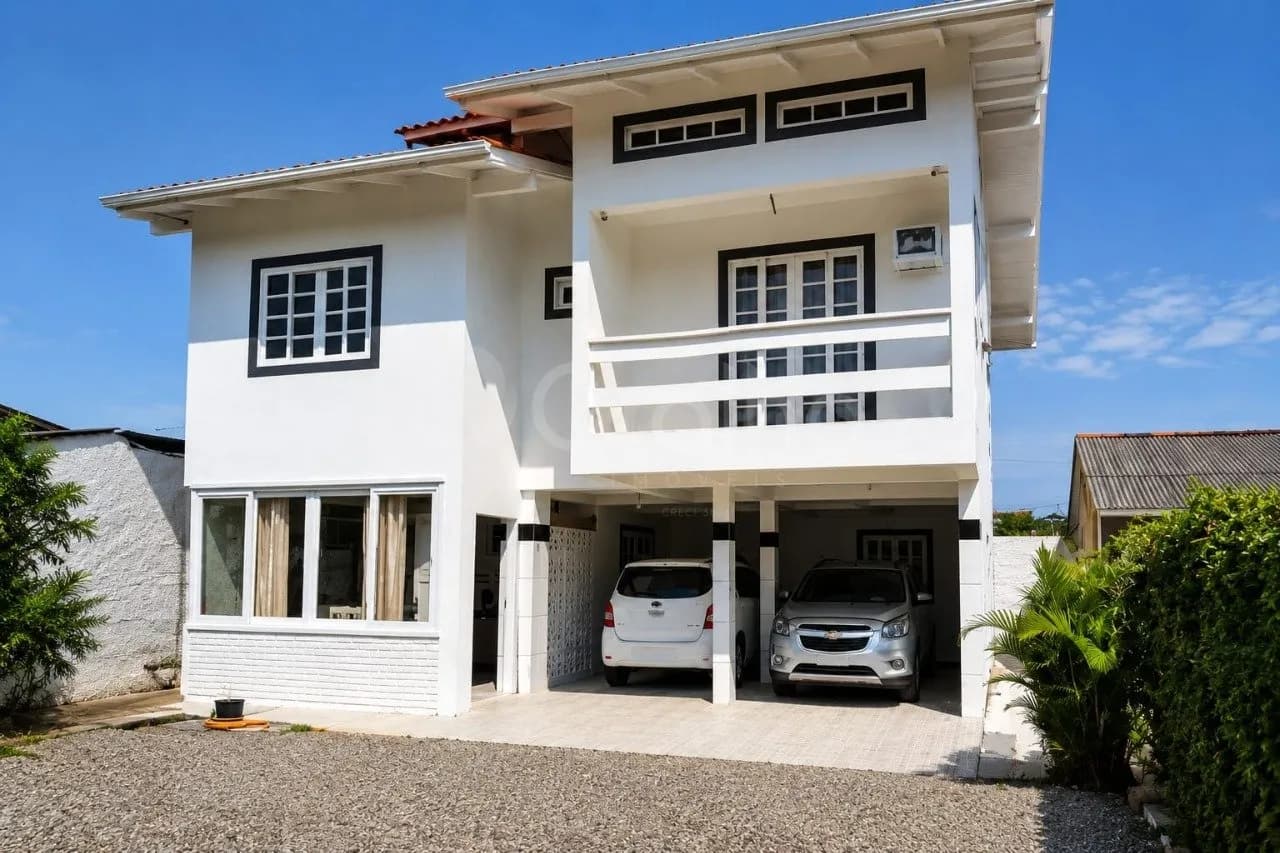 Terreno para venda em Caminho Novo com 360 m²