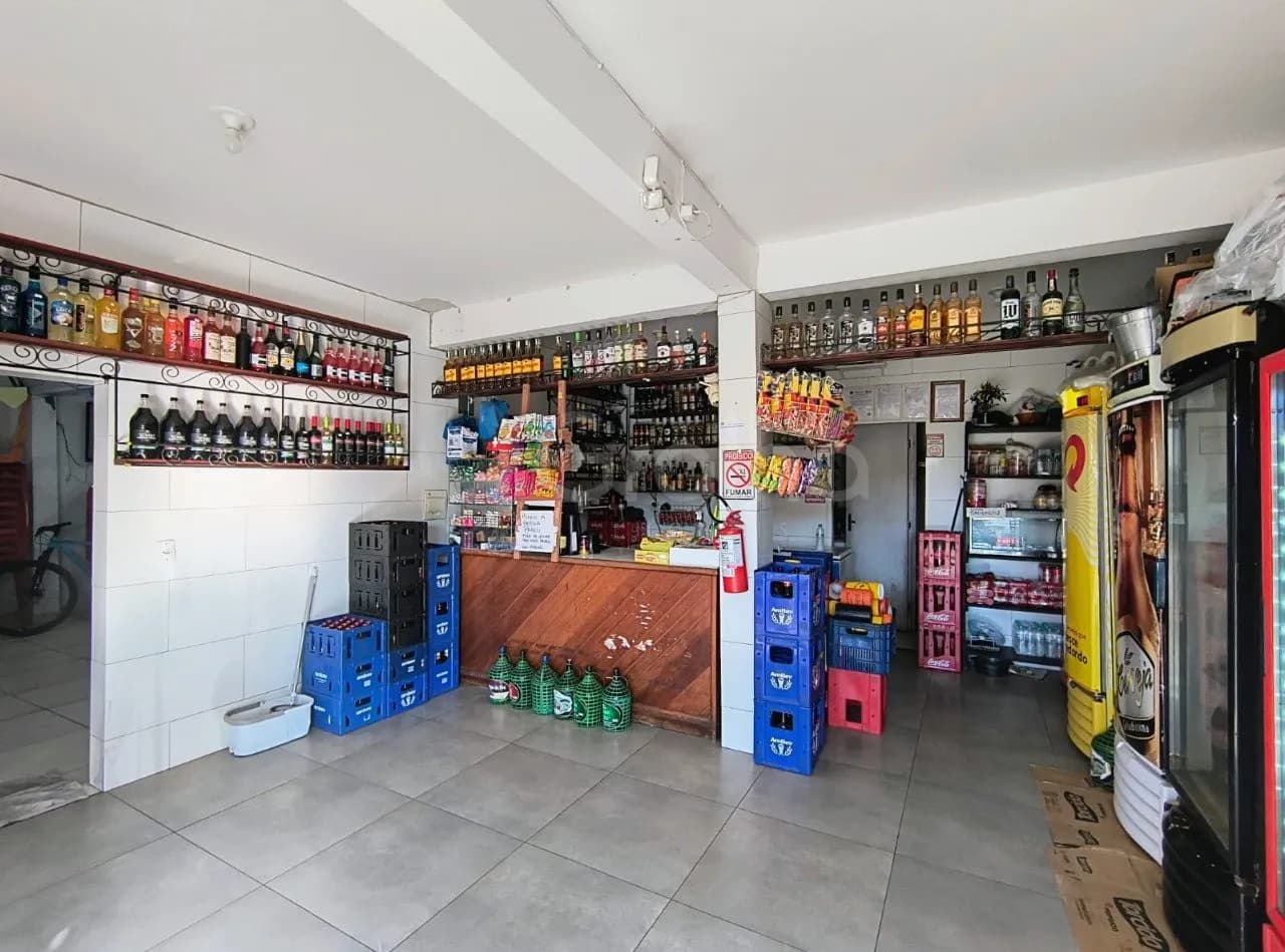 Casa comercial para venda em Tapera da Base com 197 m² — foto principal