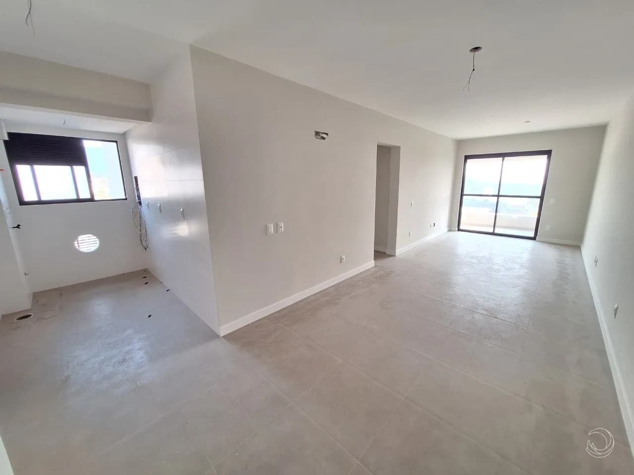 Apartamento para venda com 3 dormitórios em Saco Grande com 94 m²