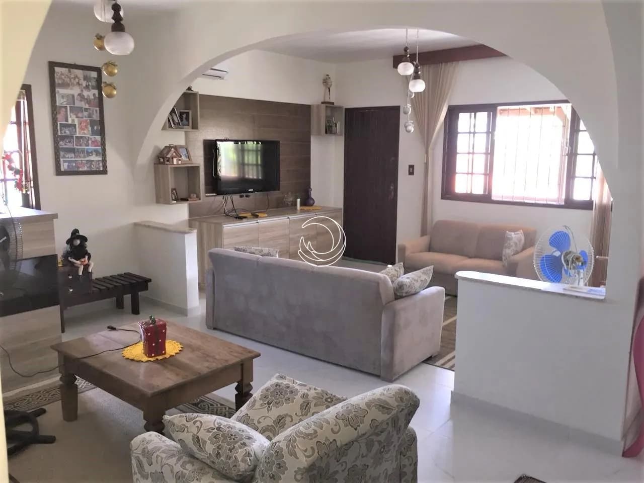 Casa para venda com 3 dormitórios em Itacorubi com 162 m²